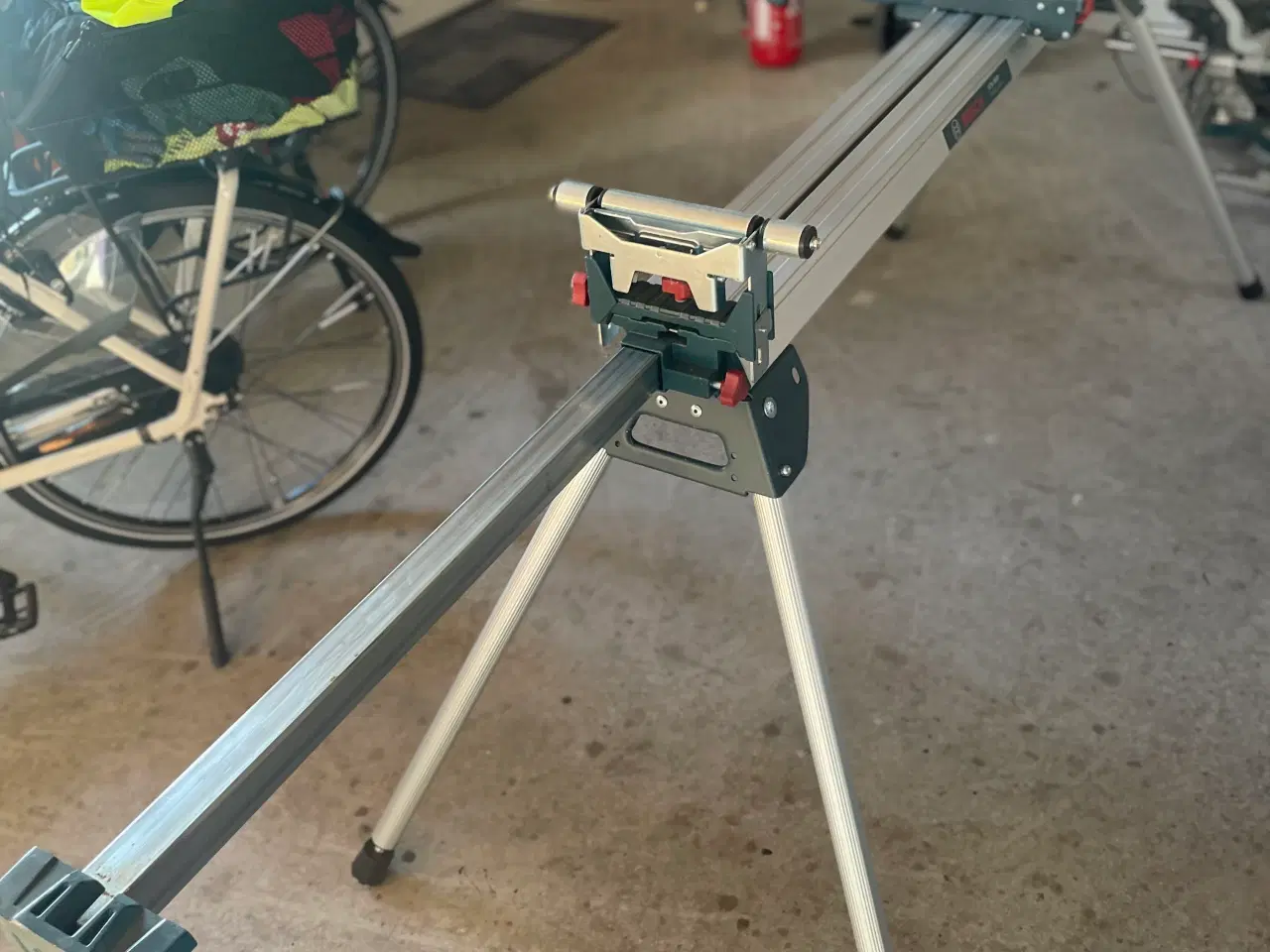 Billede 4 - Bosch profesional kapgeringssav m/savbord