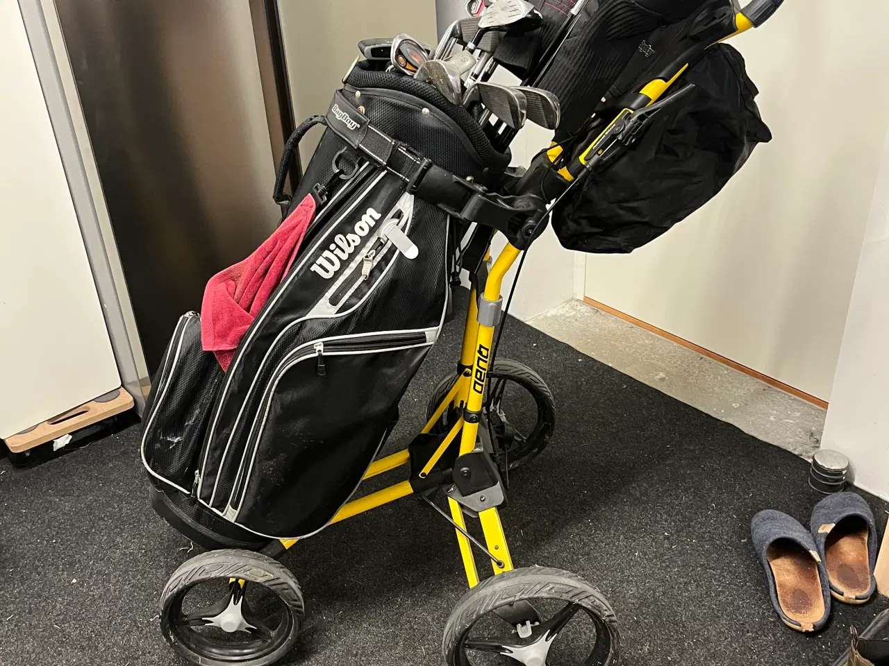 Billede 4 - Wilson golfsæt med bag og vogn