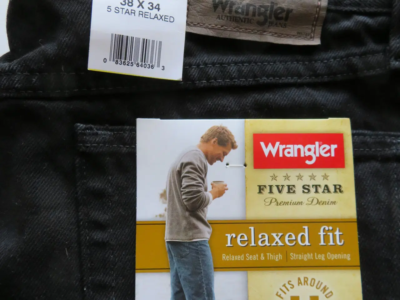 Billede 2 - 2 par Nye Originale Wrangler Cowboybukser.