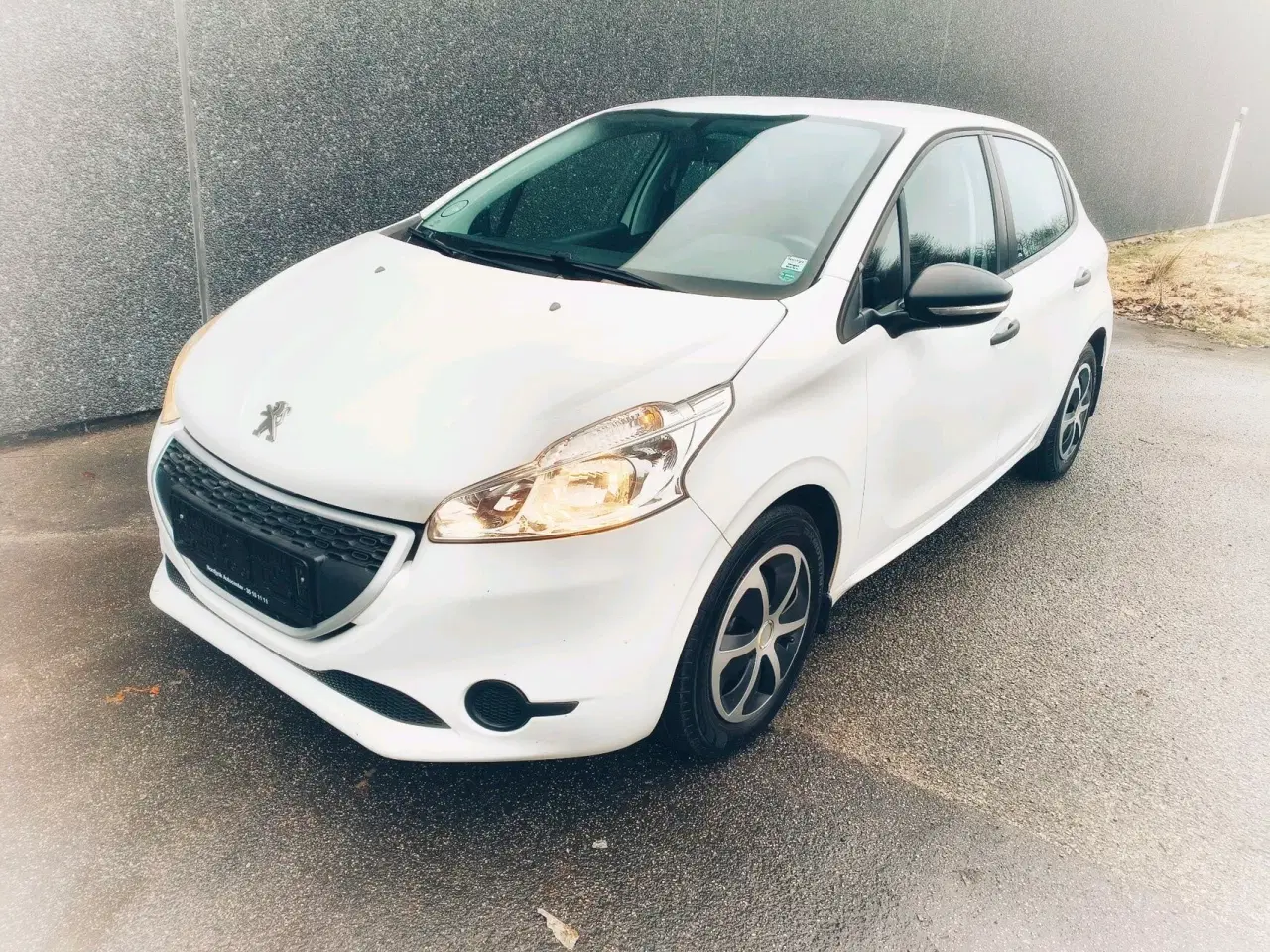 Billede 5 - Peugeot 208 1,0 VTi Excite White 68HK 5d