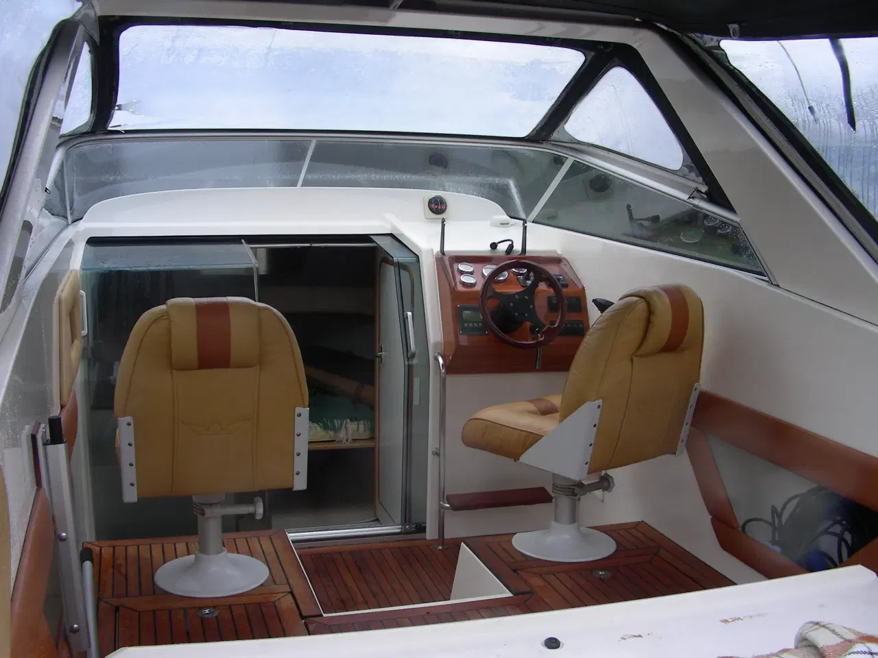 Billede 4 - Coronet 24 DC med Volvo Penta D4 m 225 hk topfart over 40 knob