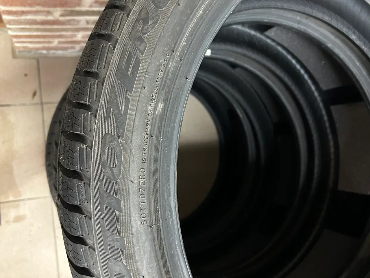 Billede 10 - Næsten nye Pirelli Sottozero 3 Winter 255/40R20