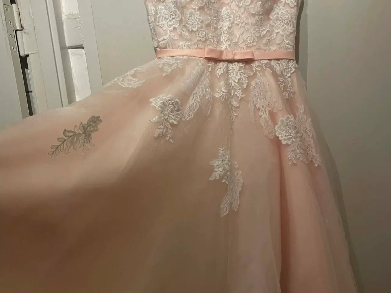 Billede 1 - Brudekjole el konfirmations kjole