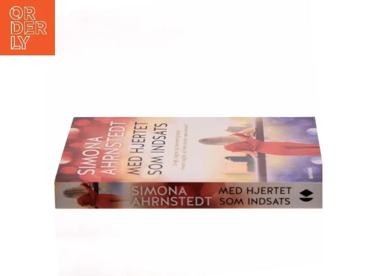 Billede 2 - Med hjertet som indsats af Simona Ahrnstedt (Bog)