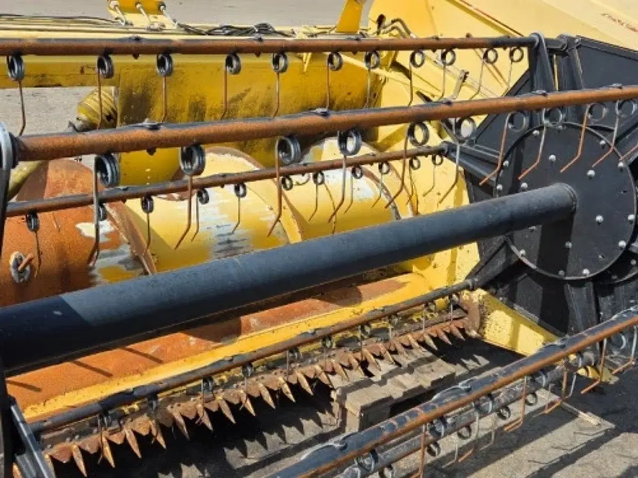 Billede 23 - New Holland TX30 Skærebord 13 Ft