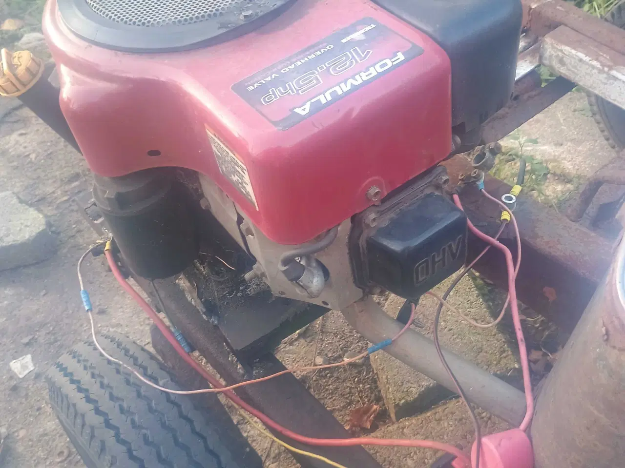 Billede 3 - Tecumseh 12.5hk motor fra havetraktor kører