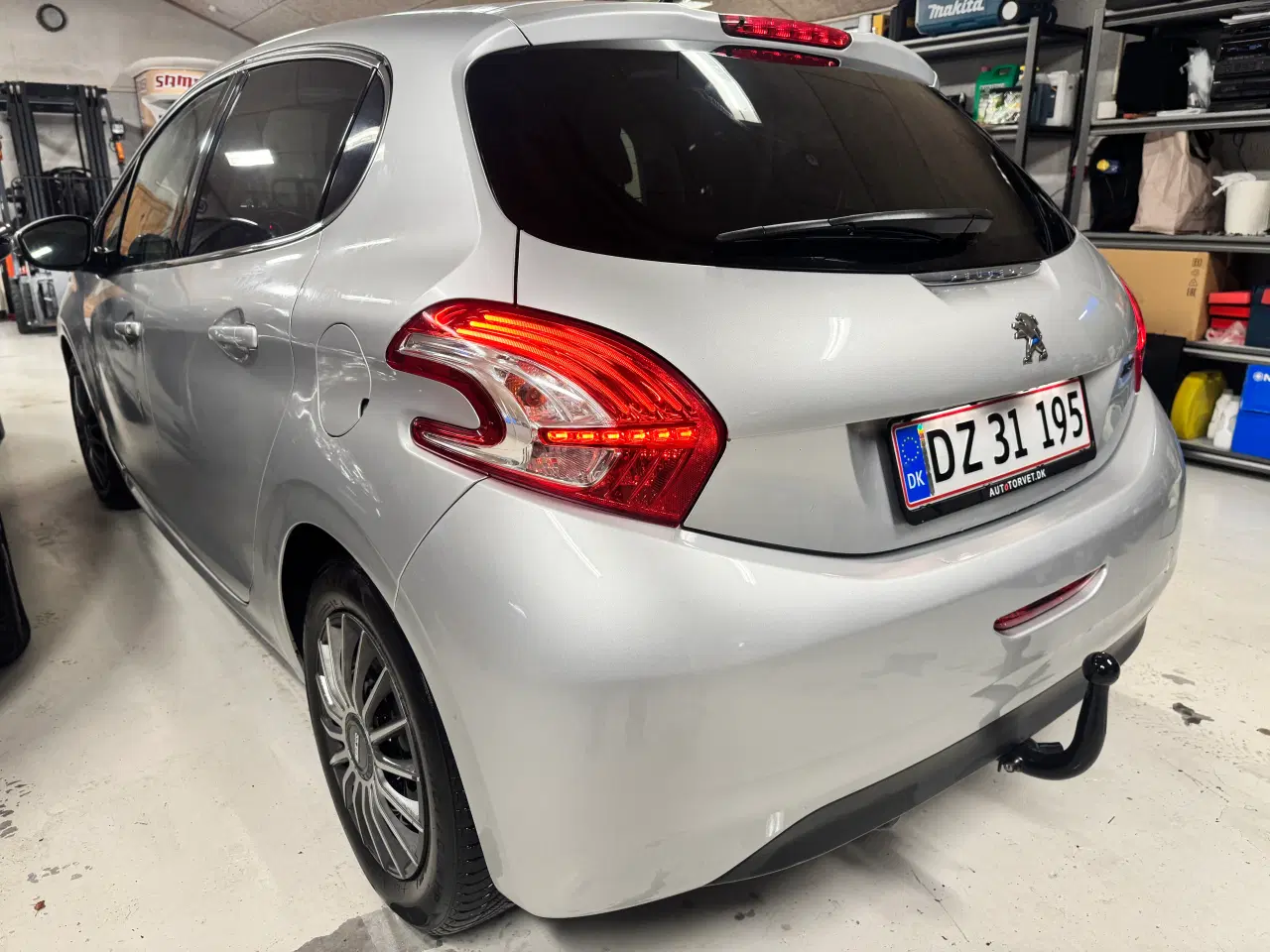 Billede 1 - Peugeot 208 med panorama tag
