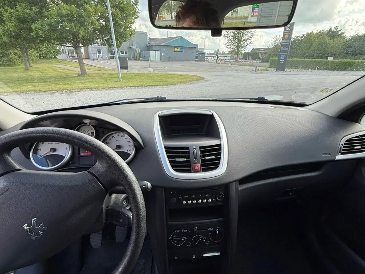 Billede 8 - Peugeot 207 - nysynet & lav km-tal