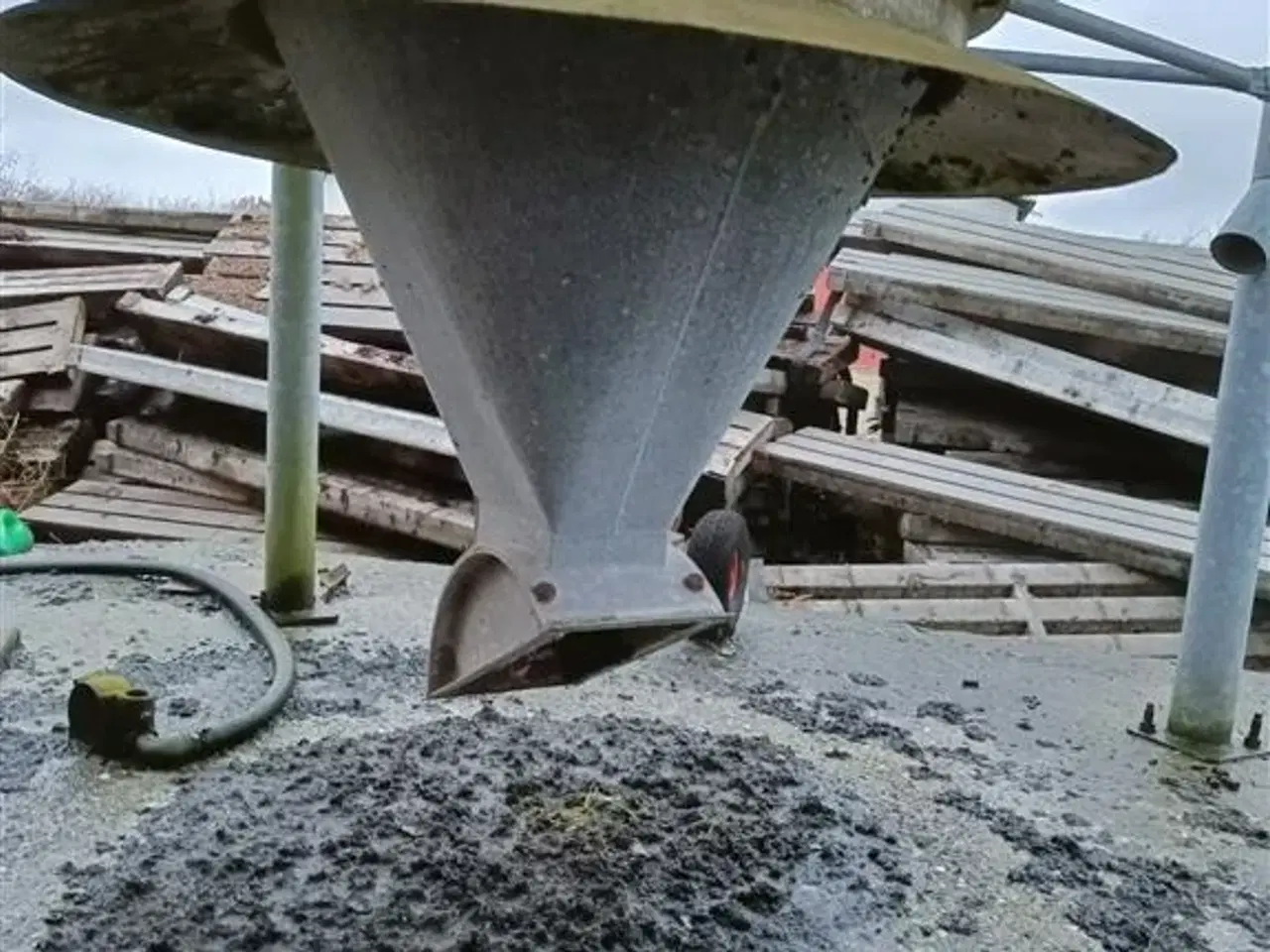 Billede 2 - Skiold MC 20 glasfiber silo, 1 stk.