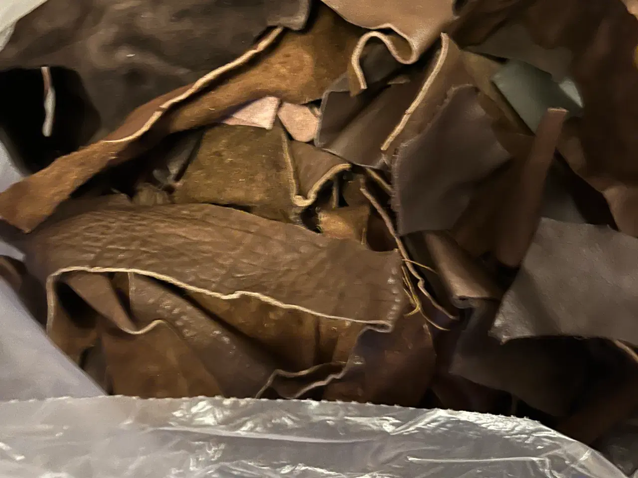 Billede 2 - Læder rester