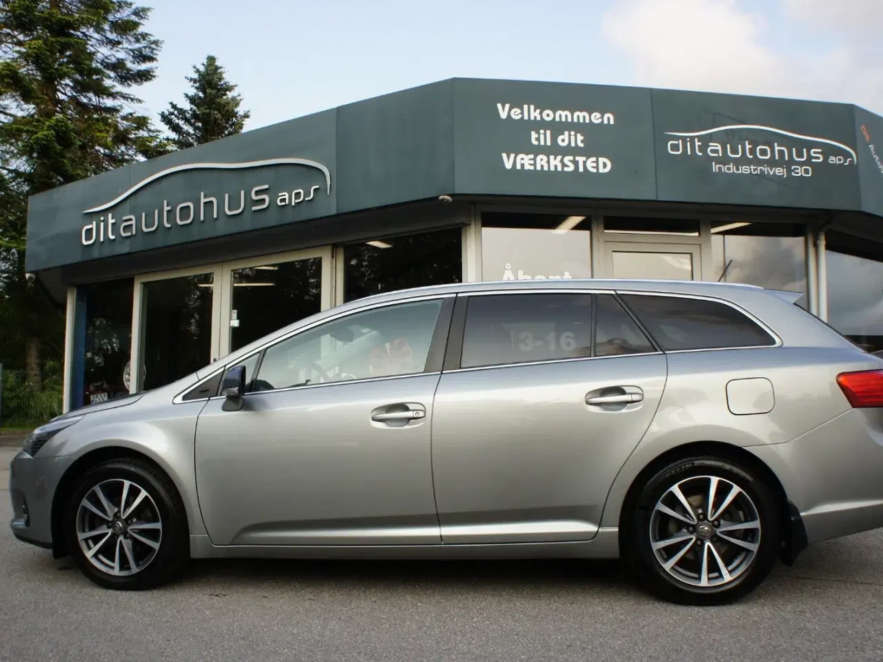 Billede 5 - Toyota Avensis 1,8 VVT-i T2 Premium stc.