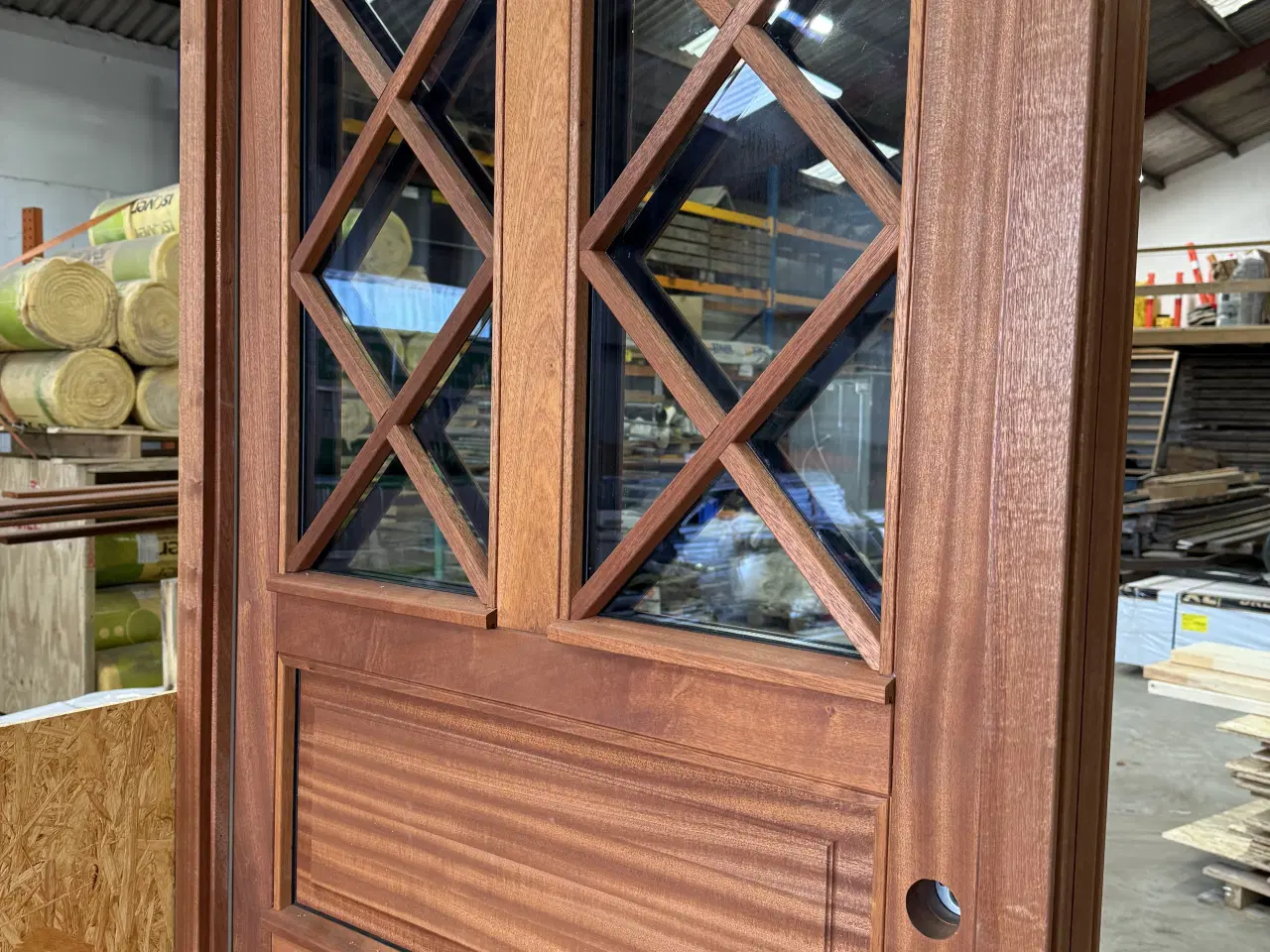 Billede 2 - Massiv ny kvalitets dør i Mahogni