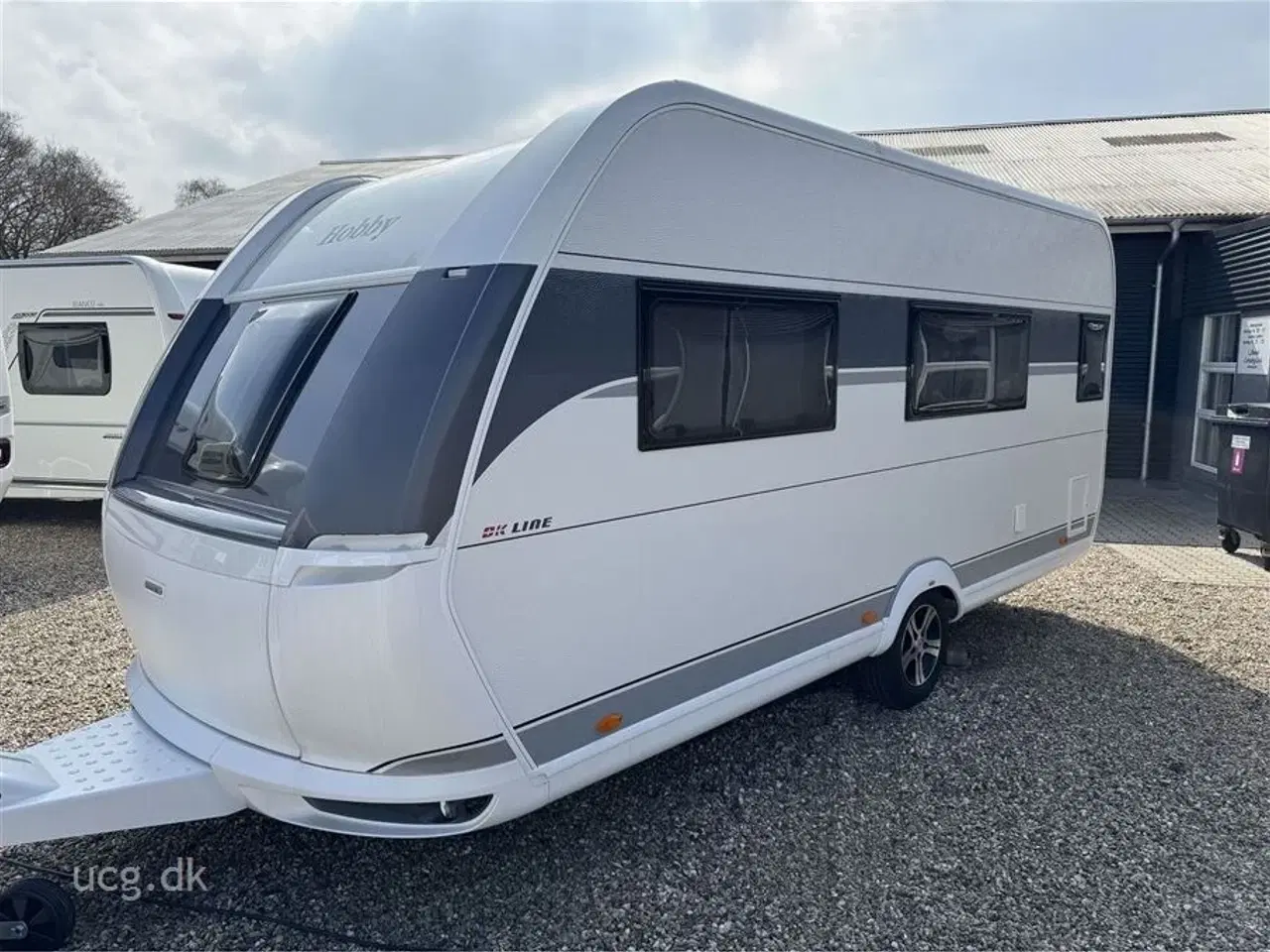 Billede 5 - 2026 - Hobby De Luxe 460 SL Prisen er inkl. klargøring, gastest, fugttest, syn og nummerplade.