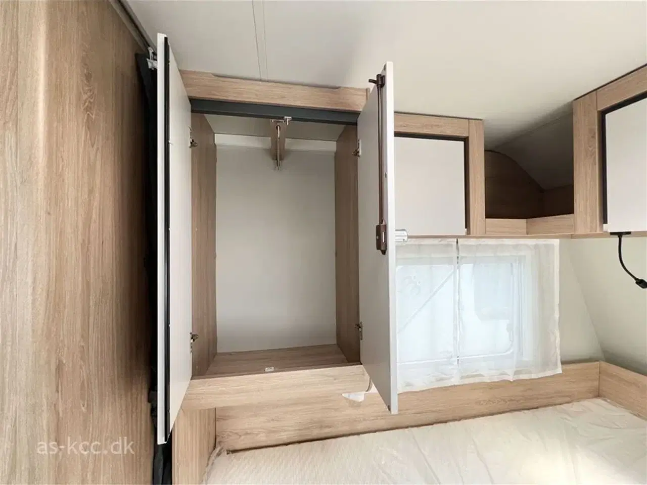 Billede 12 - 2025 - Knaus Sport 460 EU   Knaus Sport 460 EU - splinternyt interiør!