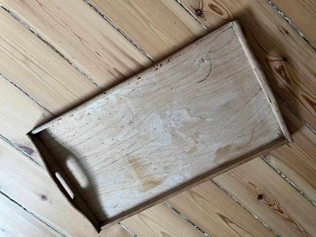 Billede 5 - Vintage Bakke i træ. Patineret.