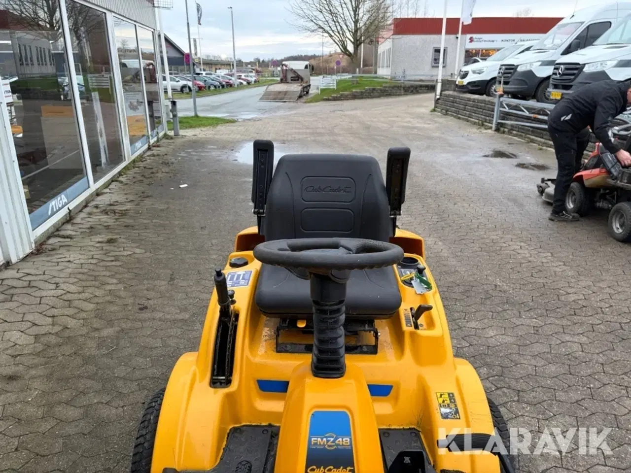 Billede 11 - Græsslåmaskine Club Cadet FMZ48