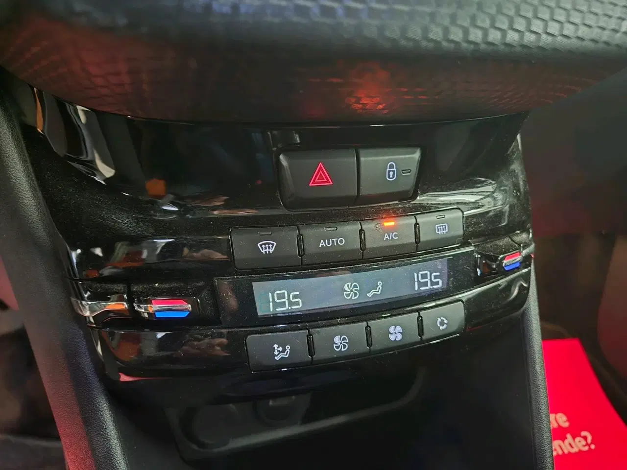 Billede 12 - Peugeot 2008 1,6 BlueHDi Desire Sky 100HK 5d