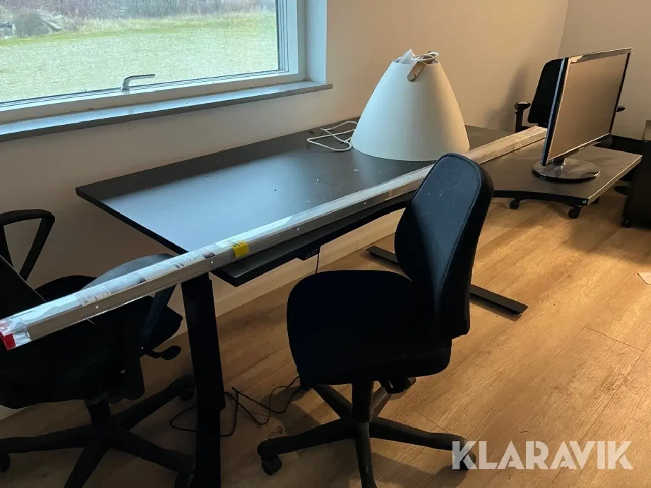 Billede 1 - Kontor møbler