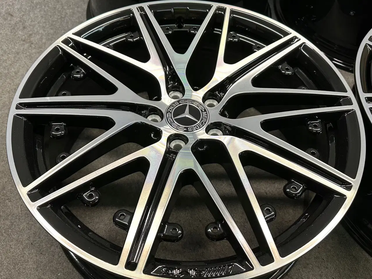 Billede 4 - MERCEDES C KLASSE AMG C43 W206 S206 8 og 9,5 x 20"