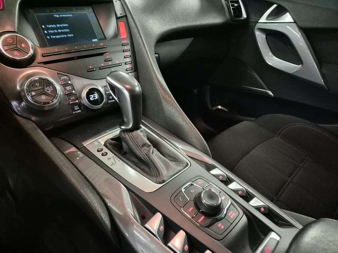 Billede 12 - DS DS5 2,0 Blue HDi Design EAT6 start/stop 180HK 5d 6g Aut.