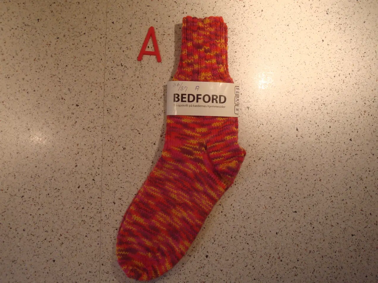 Billede 1 - Strømper str. 36/37