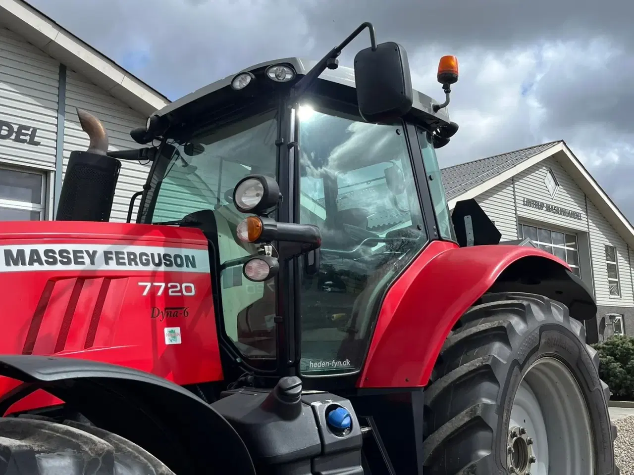 Billede 5 - Massey Ferguson 7720 Med frontlift og 4stk næsten nye dæk.