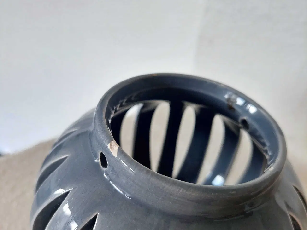 Billede 3 - Sød blå grå keramiklanterne / lysestage