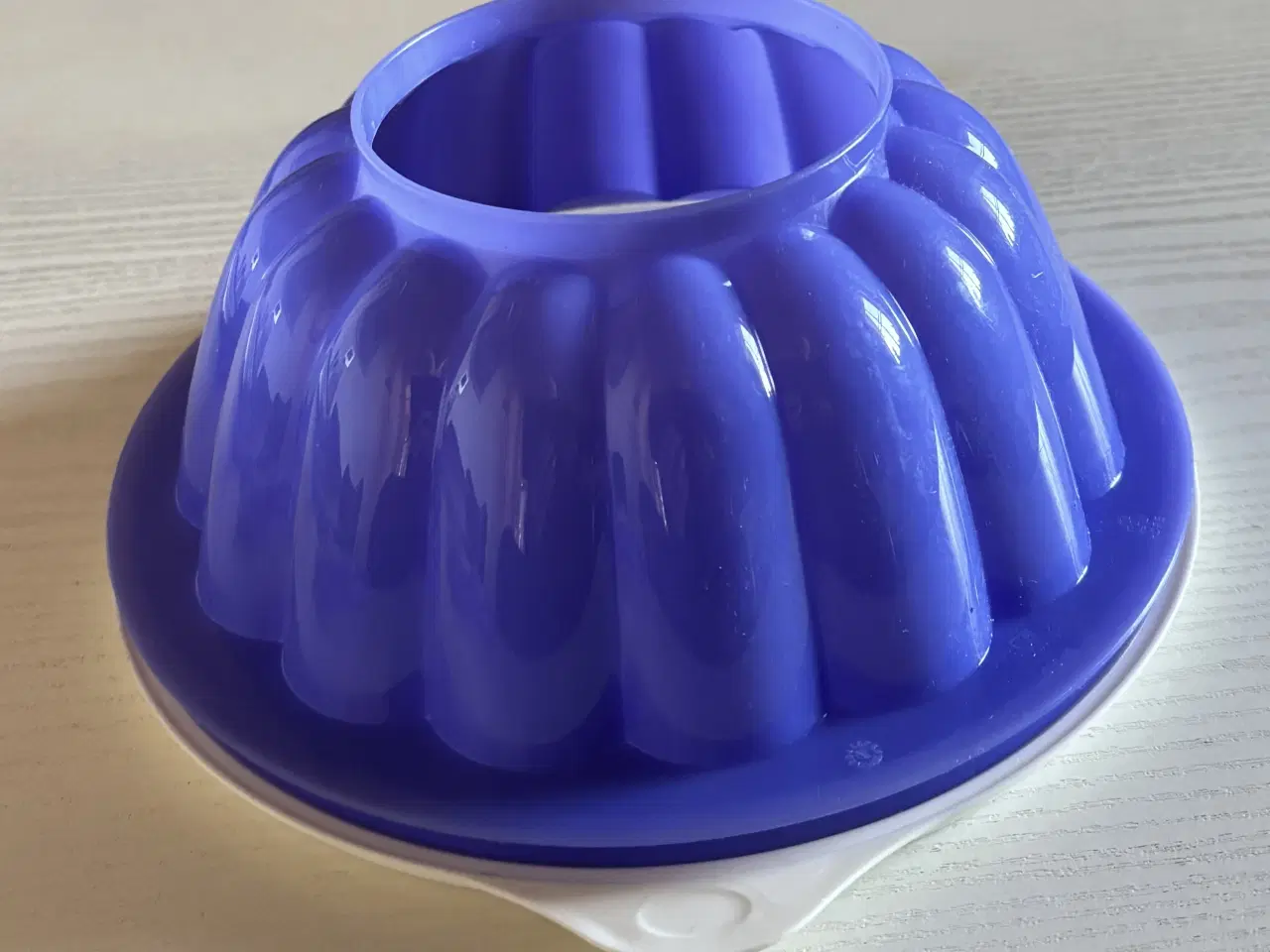 Billede 2 - Tupperware, Trylleform/randform med serveringsfad 