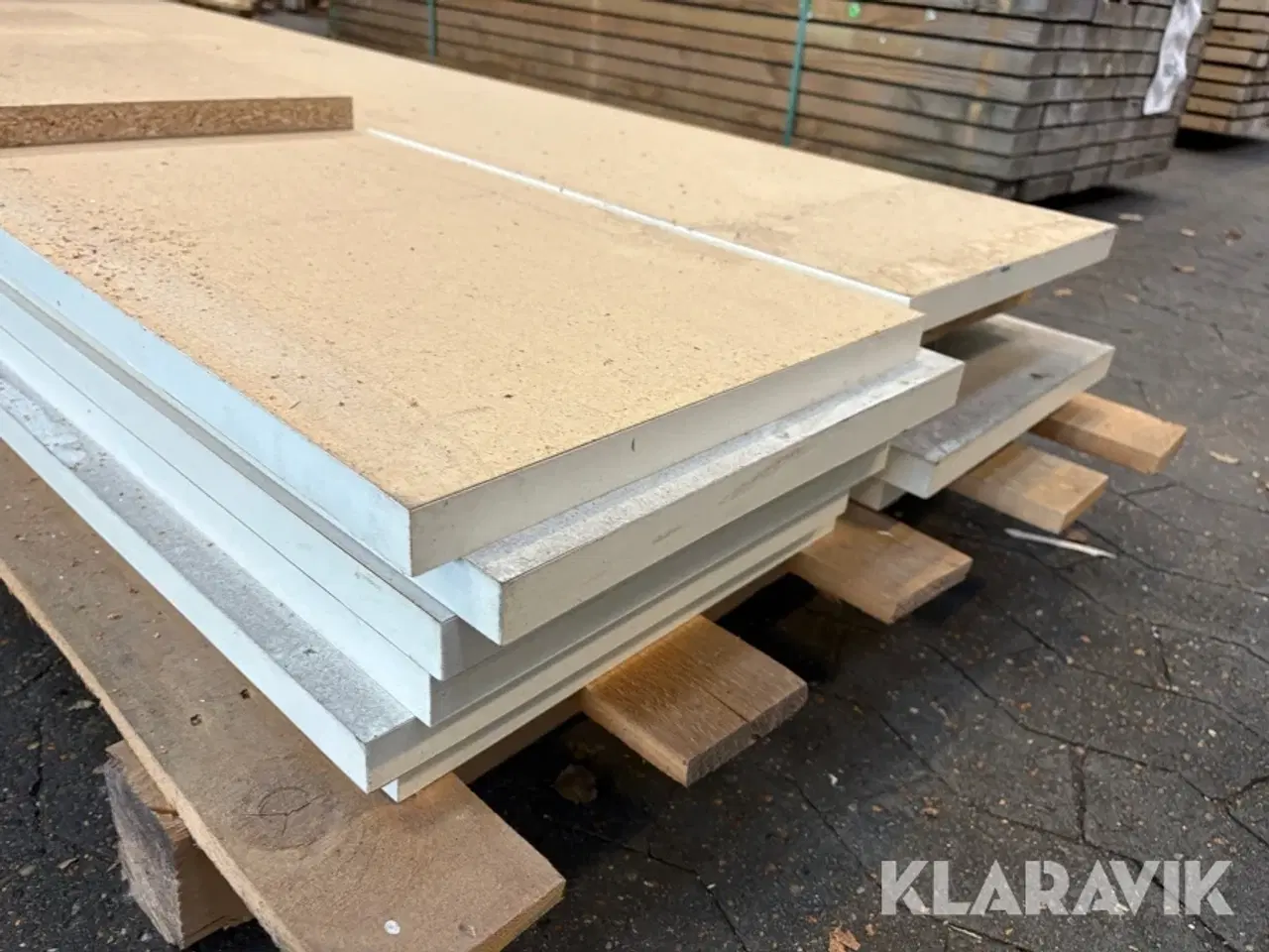 Billede 5 - Bundkarm til vinduer