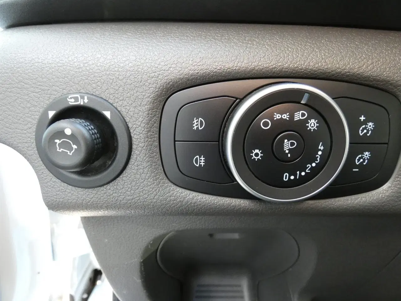 Billede 21 - Ford Transit 350 L2H2 2,0 TDCi Trend VÆRKSTEDBIL 130HK Van Man.