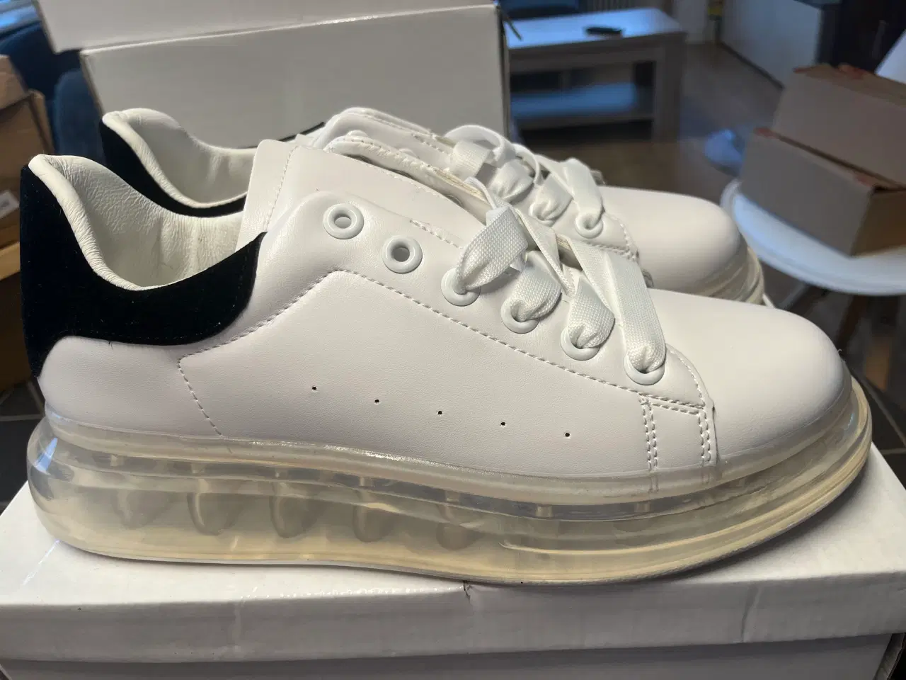 Billede 10 - Et parti dame sko 