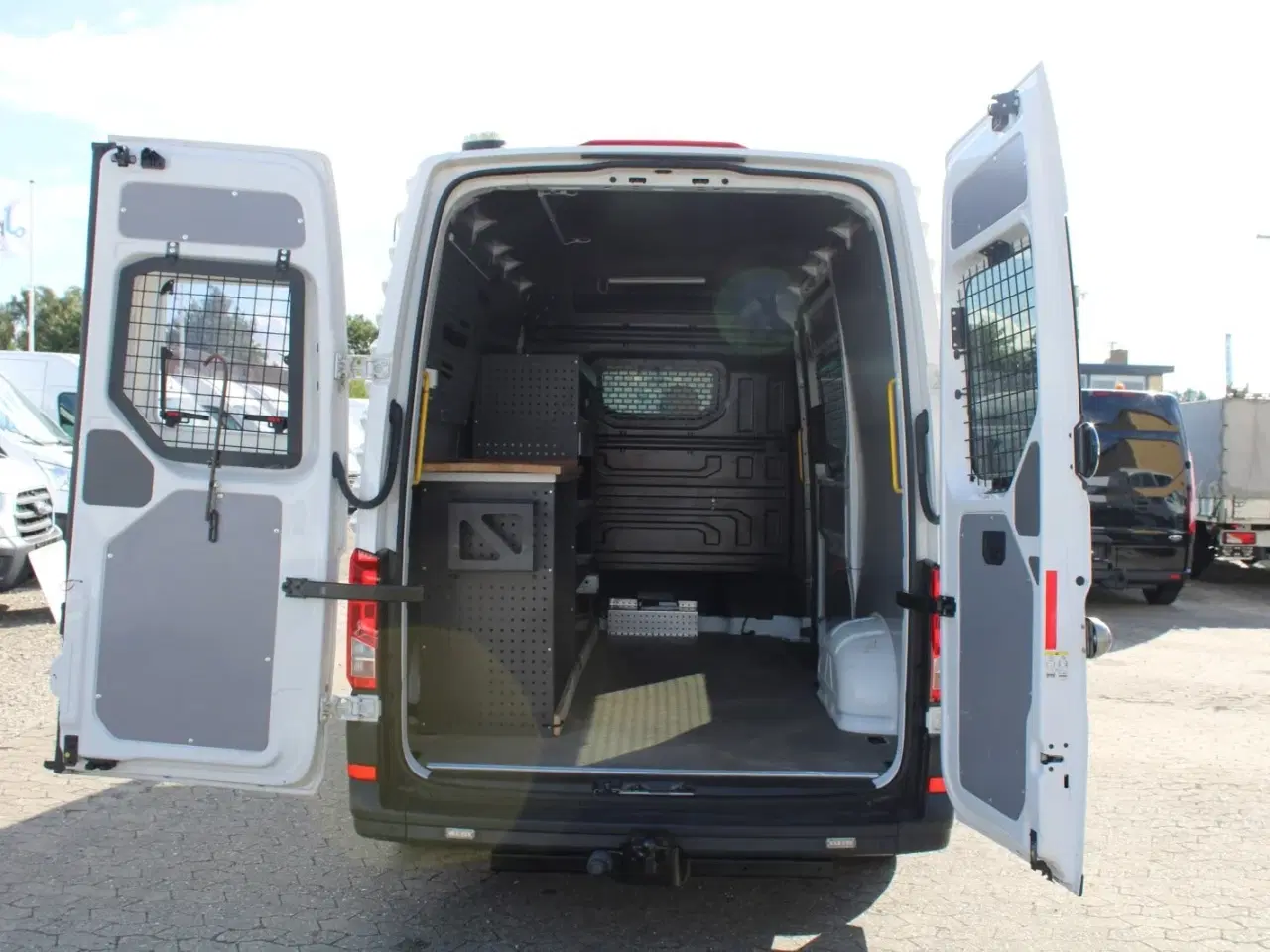 Billede 12 - VW Crafter 35 2,0 TDi 140 Kassevogn L3H2 aut.