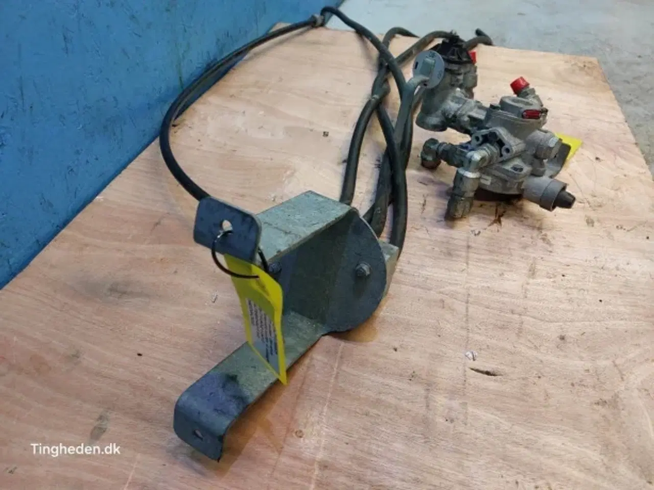 Billede 2 - Bremse Trailer Ventil Med 4 Trin 9710021507