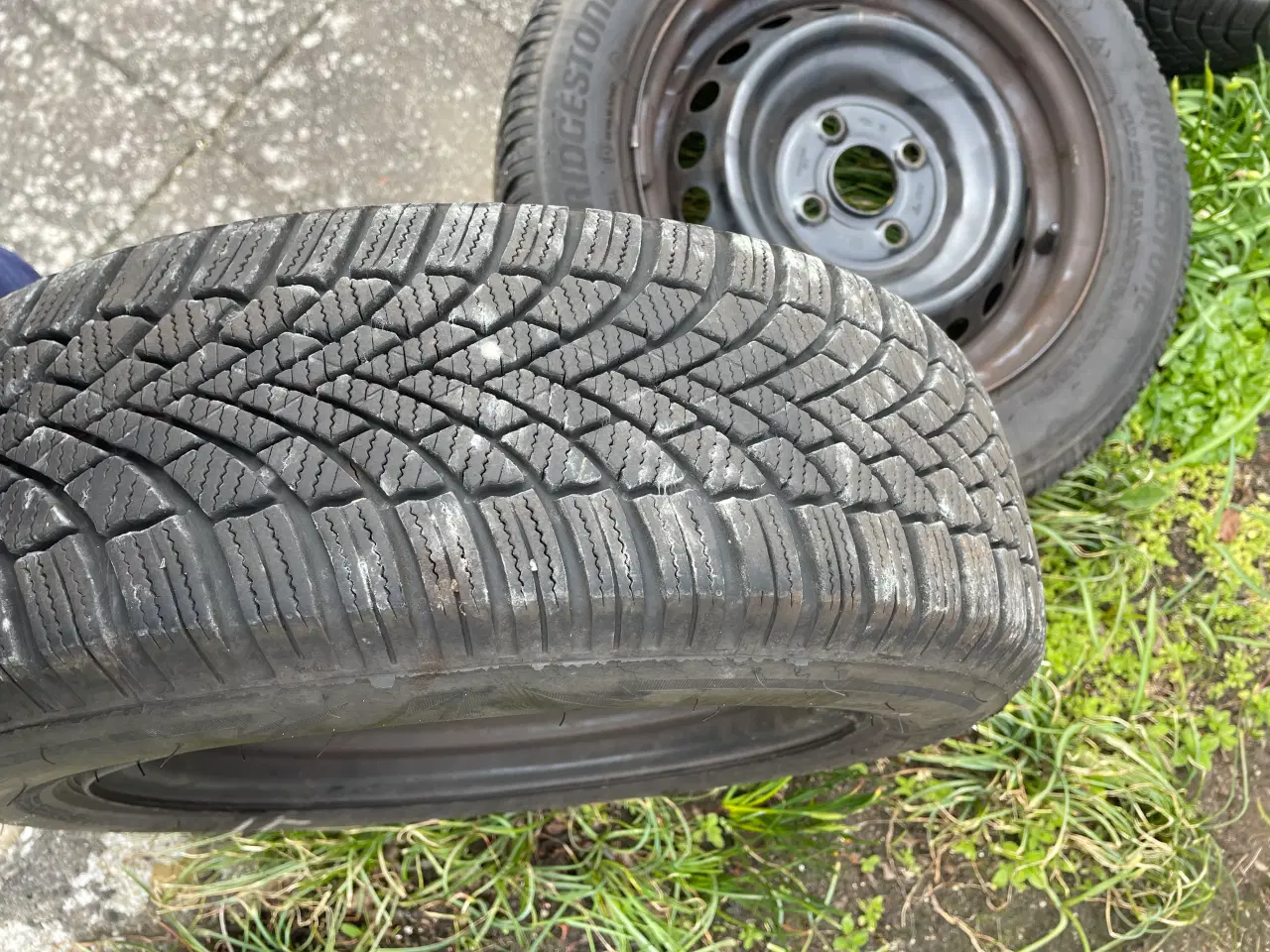 Billede 3 - Vinterdæk med fælge til Hyundai i10