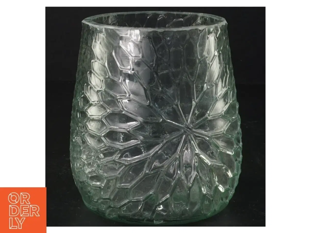 Billede 1 - Presset Glas vase i smukt Is Krystal mønster  (str. 12 x ø, 10 cm)