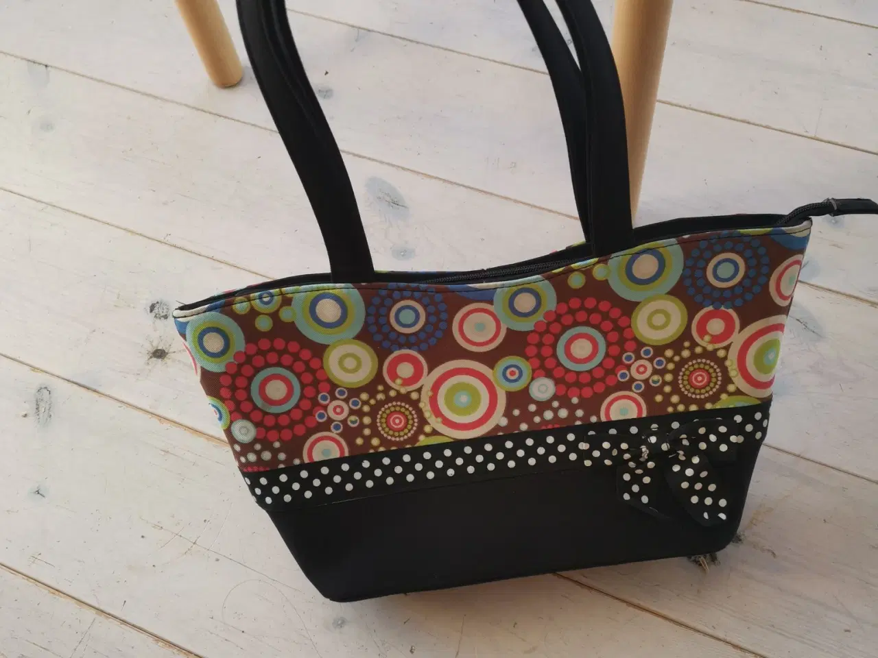 Billede 4 - Flot skuldertaske i retro stil