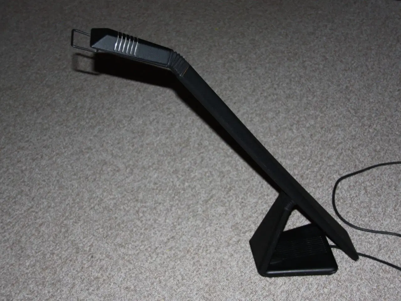 Billede 1 - Retro 80-ne bordlampe fra Progetti model Cosi
