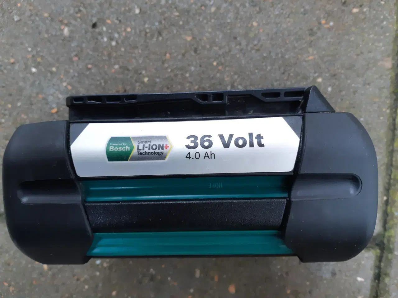 Billede 1 - Bosch plæneklipper akku batterie 36V  4Ah + ryobi 