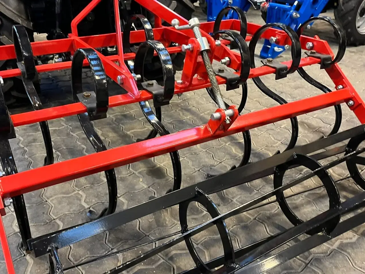 Billede 10 - DK-TEC Såbedsharve Fabriksny 120cm med efterruller som er justerbare i højden.