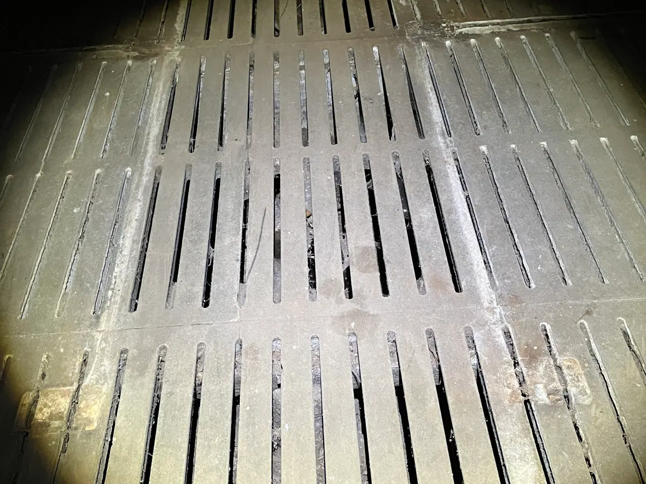 Billede 5 - Div spalter fra svinestald