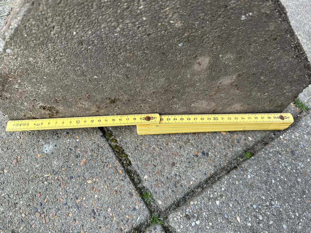 Billede 2 - Fliser kan afhentes GRATIS - 66 stk. 