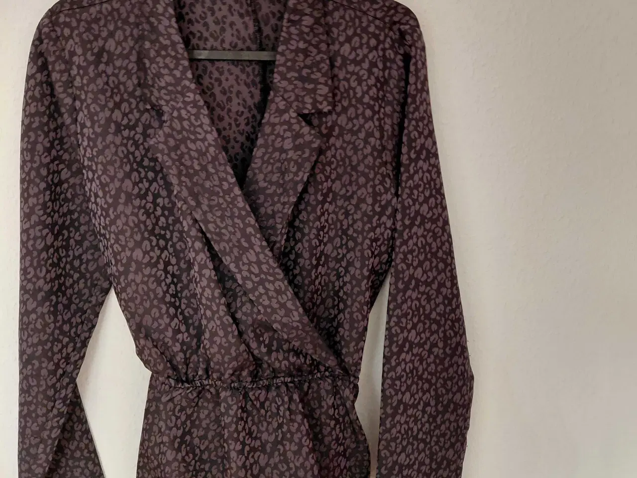 Billede 1 - Fin slå om bluse