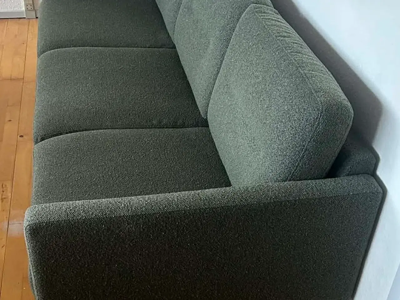 Billede 2 - Som ny Larvik 3 personers sofa