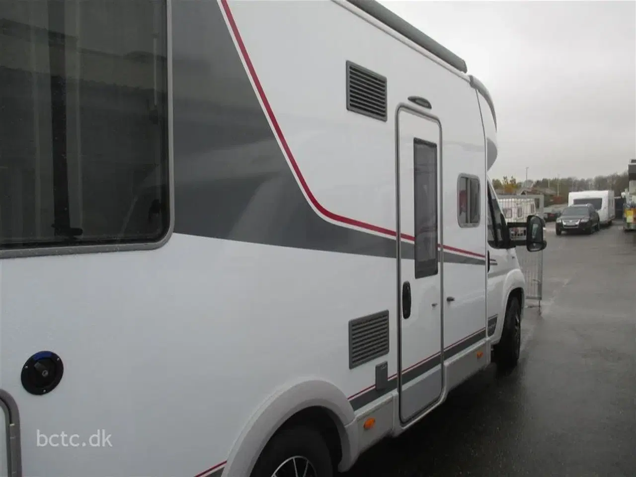 Billede 2 - 2022 - LMC Element T 748