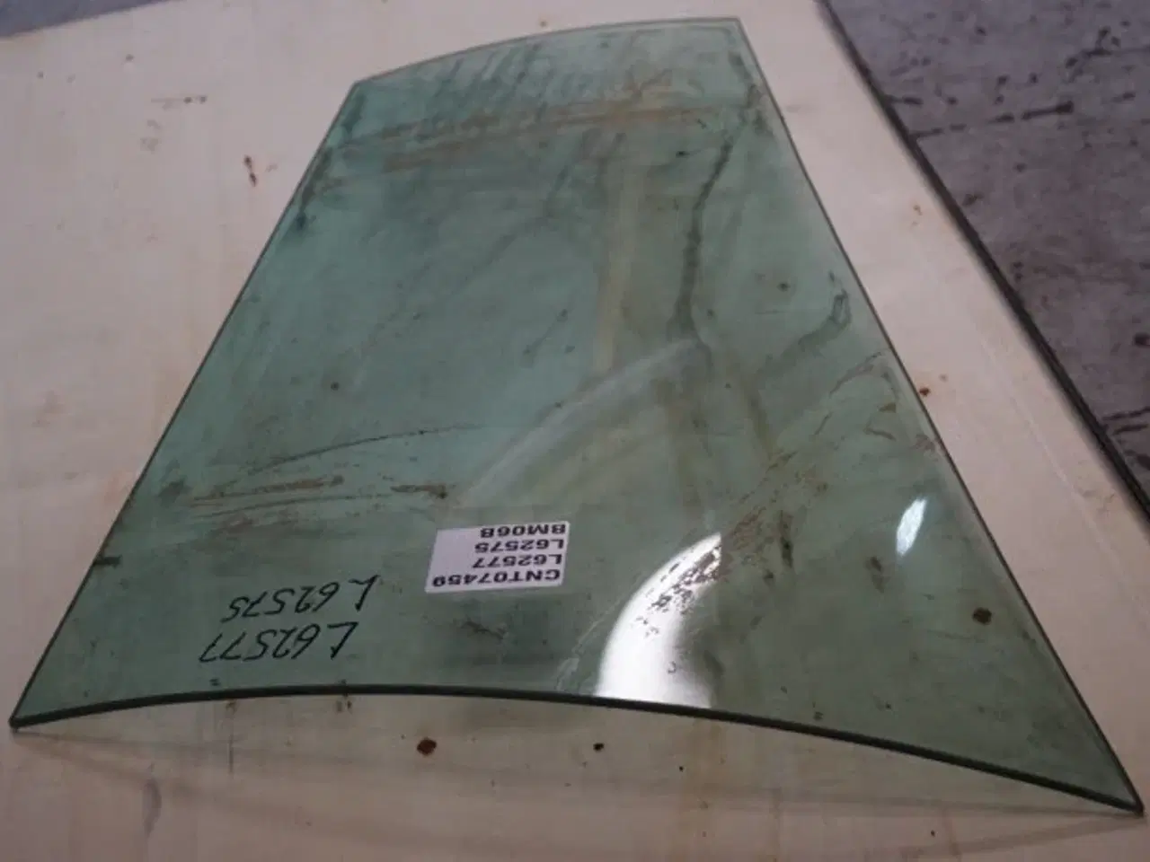 Billede 2 - John Deere 2250 Rude Glass L62577