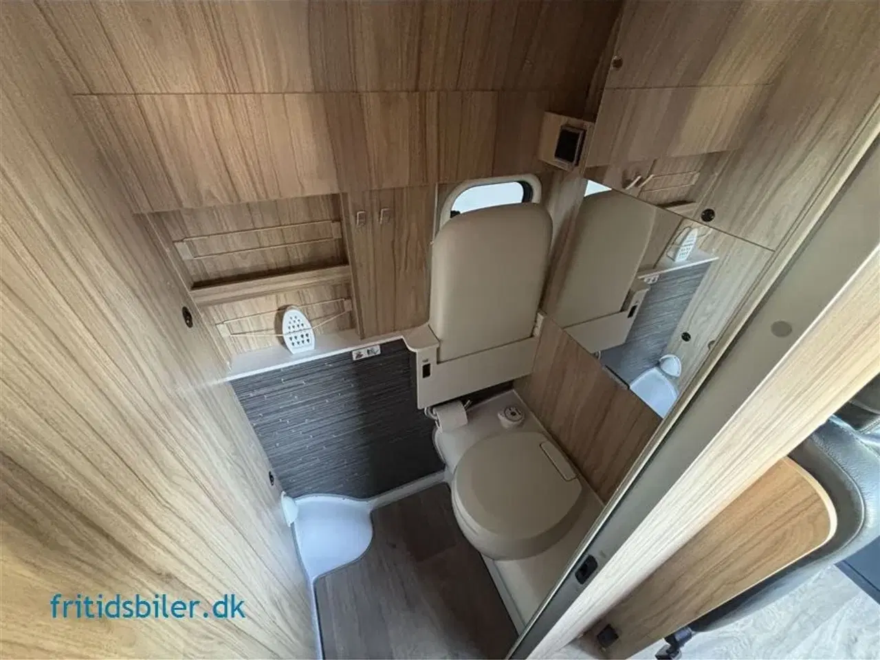 Billede 8 - 2021 - Hymer Grand Canyon S   Hymer grand canyon på vej ind Flot velholdt og masser af power