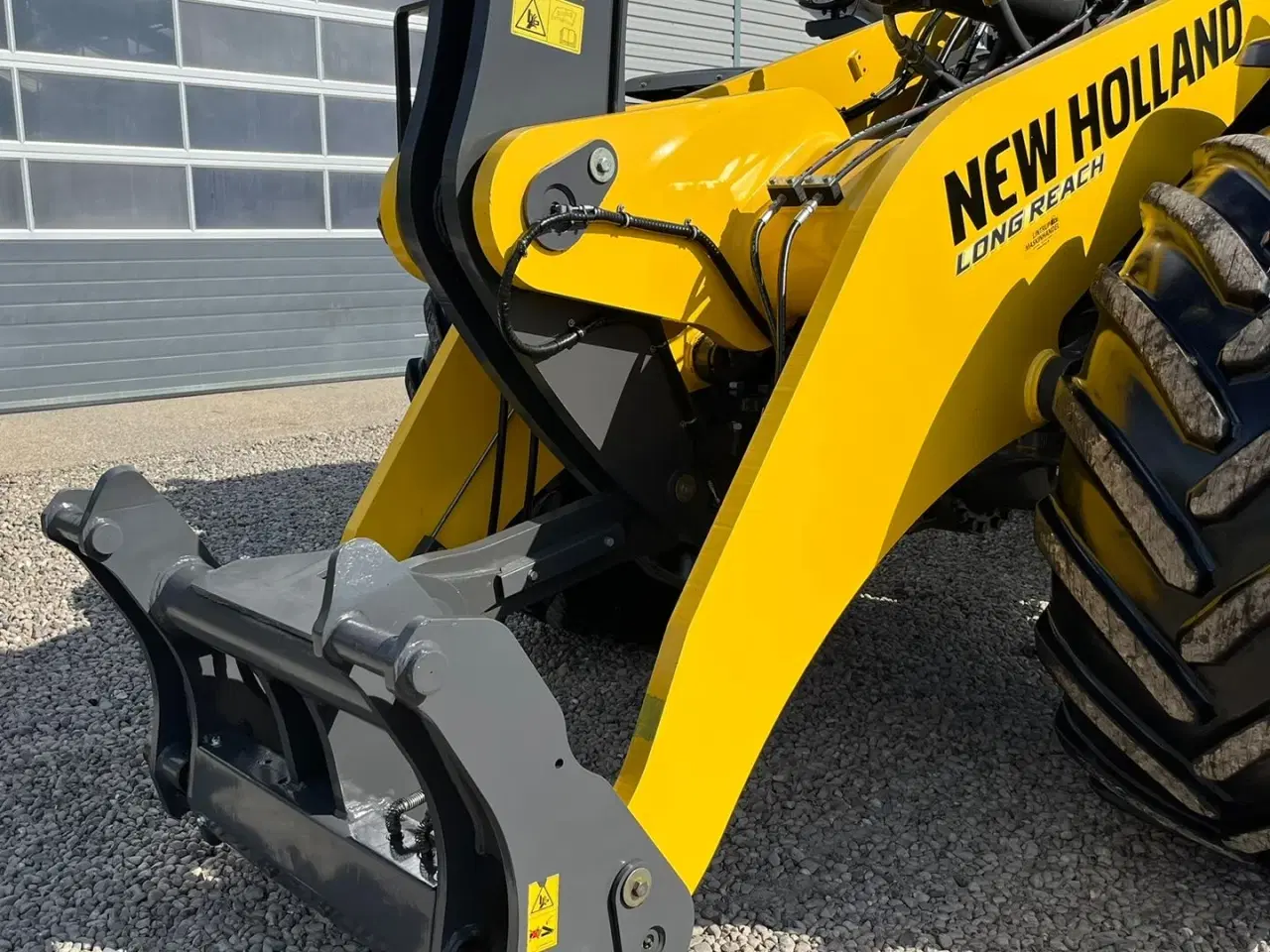 Billede 3 - New Holland W190D DK-Model. LONG REACH med de høje VF 710/65R30 hjulmontering