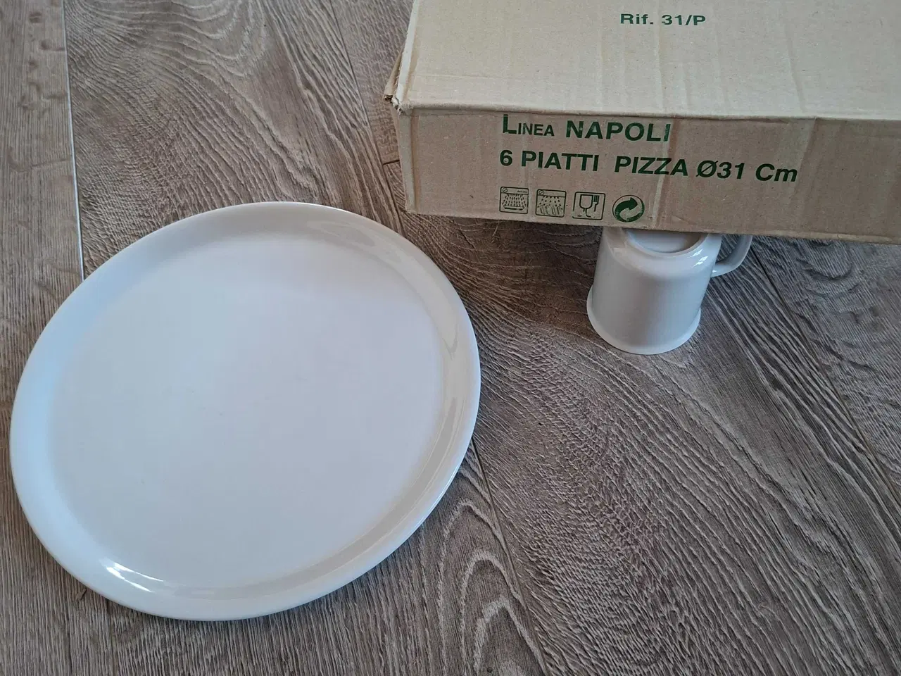 Billede 1 - 12 Stk NYE PIZZA Tallerker