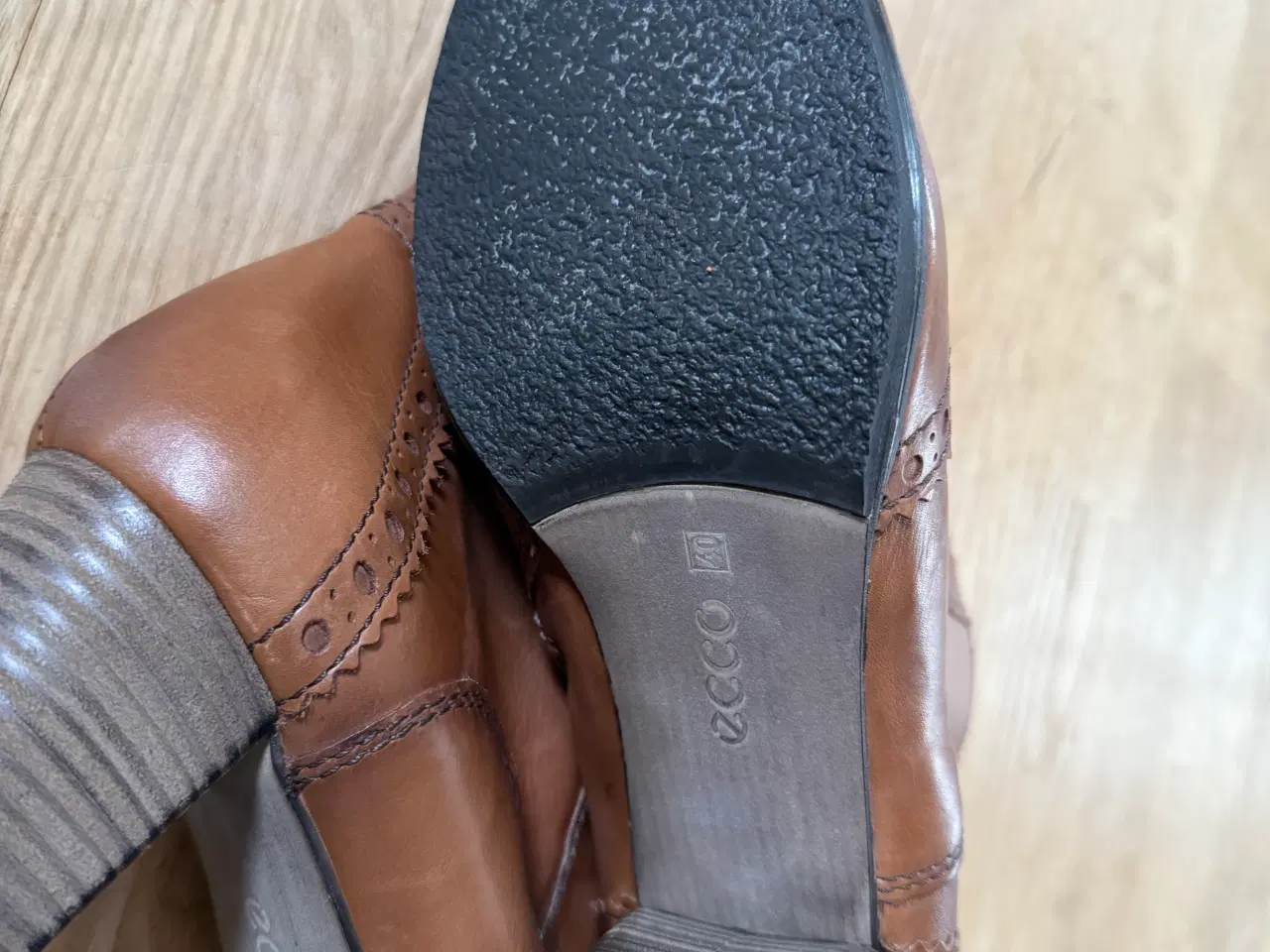 Billede 6 - ECCO STØVLETTER. LIDT SJOVE