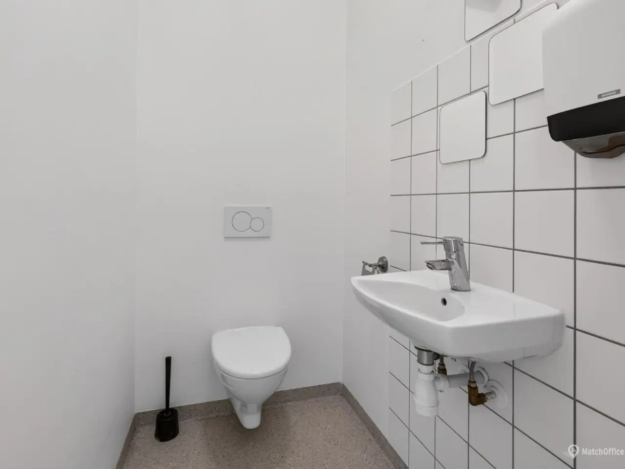 Billede 8 - Lækkert og lyst kontor med mulighed for mindre lager